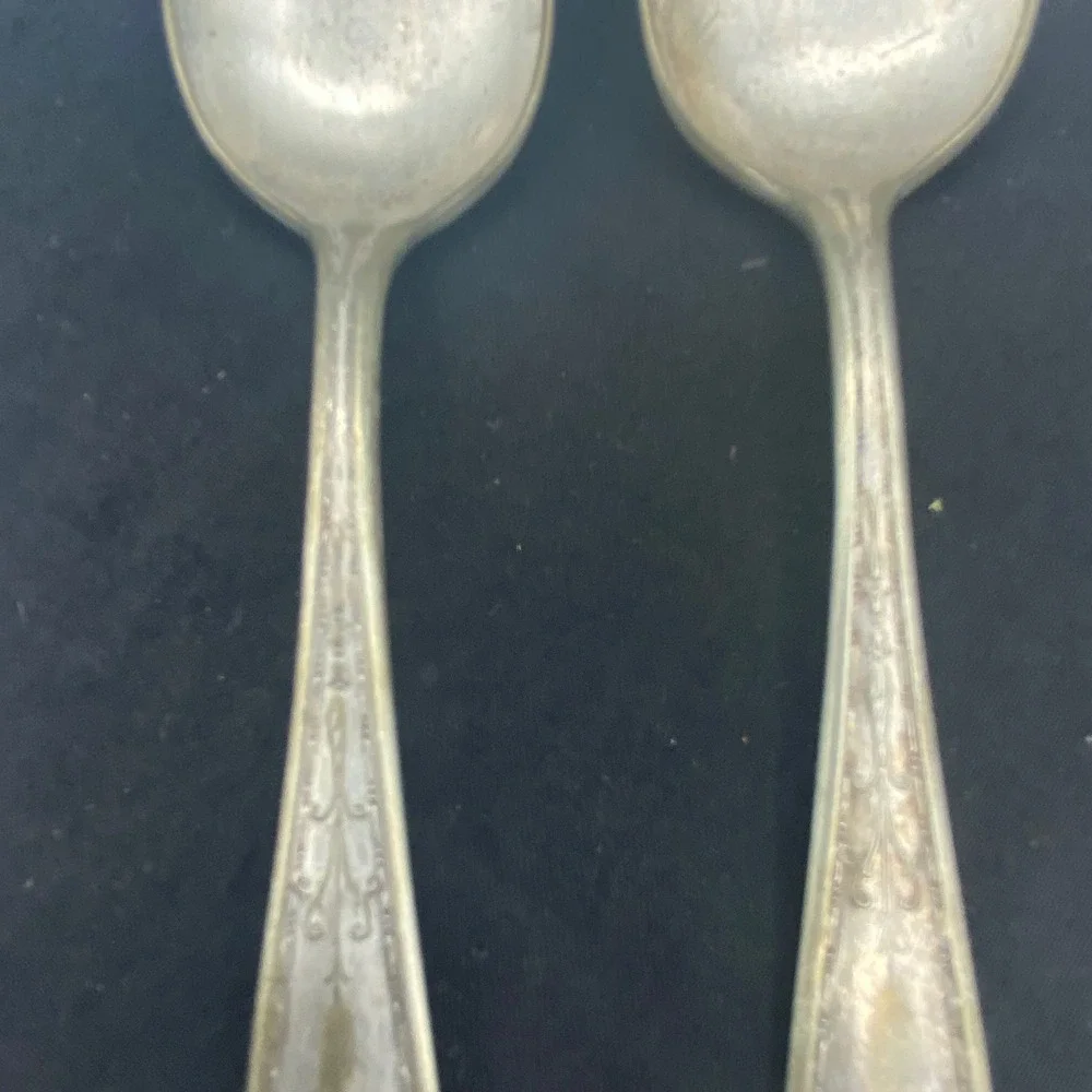 Wallingford Co 6in Teaspoons Silverplate Set of 2 Scroll Art Deco Silver Rustic